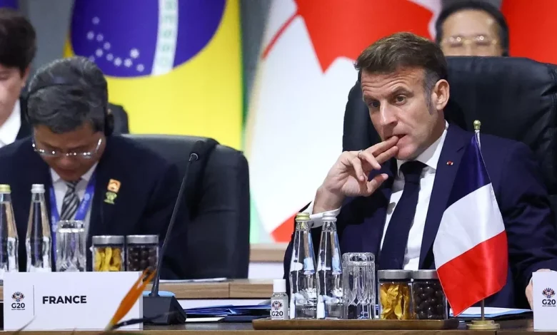 En Afrique, Emmanuel Macron cultive son domaine réservé