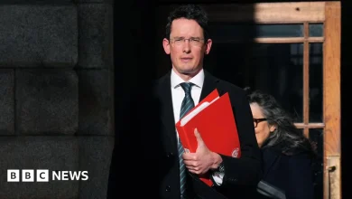 Enoch Burke: Irish teacher returns to prison after 'fanatical campaign'