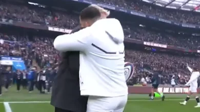 Entire crowd erupts as Lewis Moody hugged by England star in stunning moment
