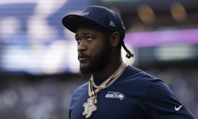 Ernest Jones hints he’s playing at LA; two Seahawks re-emerge post-trade rumors