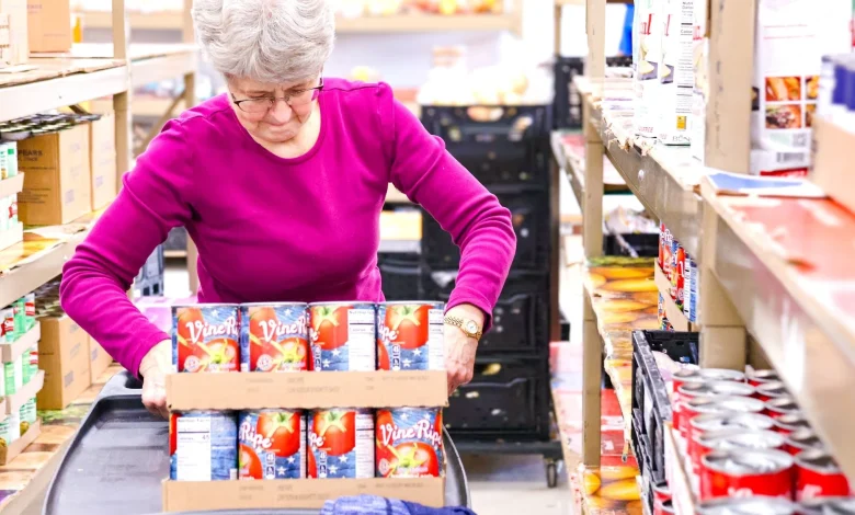 Even with shutdown over, Minnesota's food shelves brace for surge in need as holidays near
