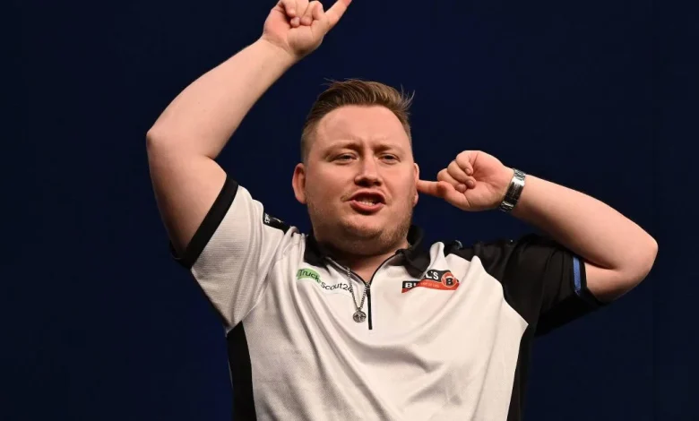 "Every time Michael van Gerwen said something negative about me, I played great afterwards" - Schindler dismisses comments made by van Gerwen