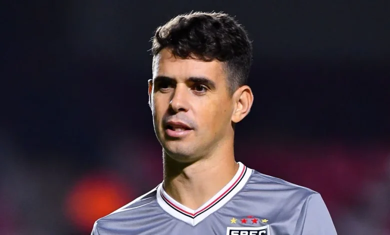 Ex-Chelsea star Oscar facing retirement after being rushed to hospital with heart issue
