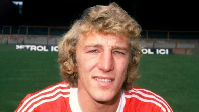 Ex-Middlesbrough and Newcastle star dies as 'deeply saddened' club pay tribute