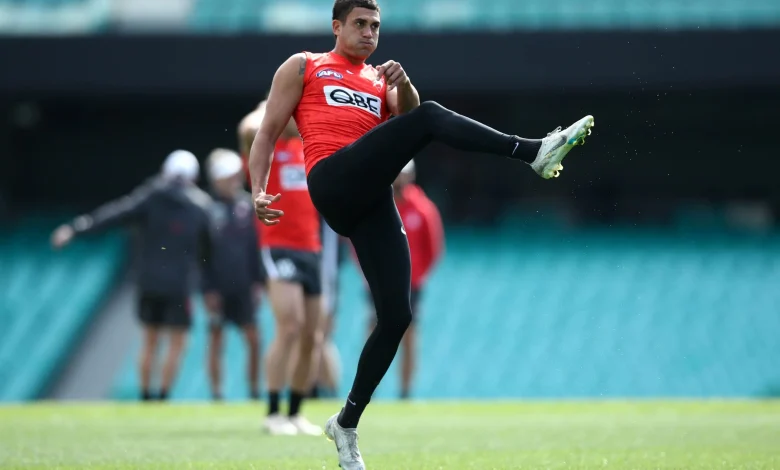 Ex-Swans midfielder joins cross-town rivals to keep AFL dream alive