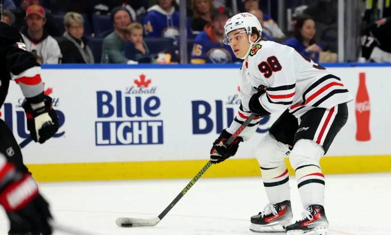Expect Bedard, Blackhawks Bounce Back in Clash With Sabres