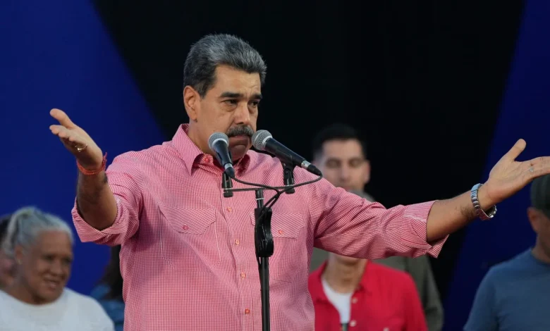 FAA warns all pilots of risks of flying over Venezuela over ‘worsening security situation’