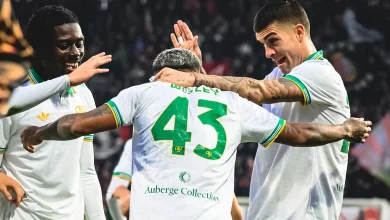 FOTO - Buffetti e sorrisi: l'"accoglienza" di Mancini a Wesley dopo il gol