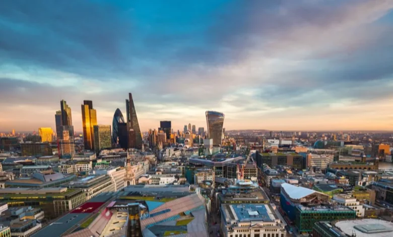 FTSE 100 Live: Blue chips set for strong start, Diageo appoints new CEO