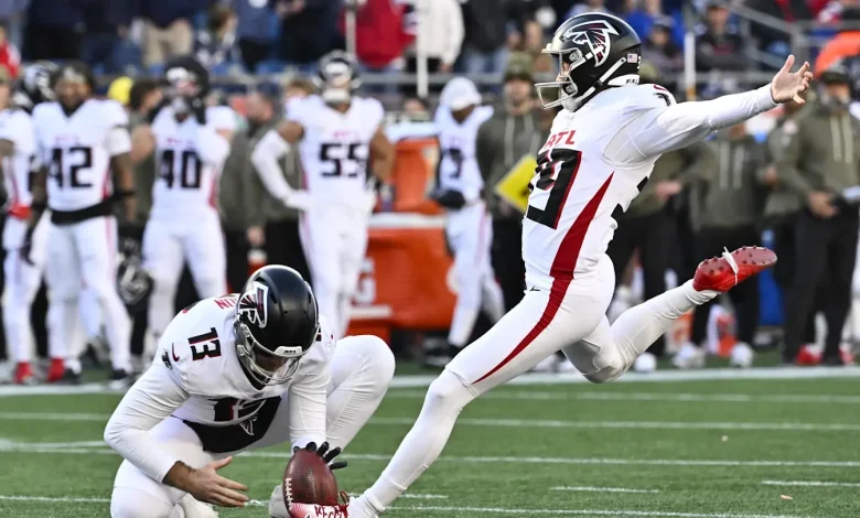 Falcons Waive Kicker Who Missed Extra Point in Loss to Patriots
