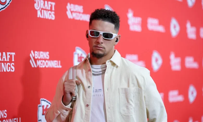 Fan Trust Fades in Patrick Mahomes’ Failing Chiefs Dynasty: EssentiallySports Poll