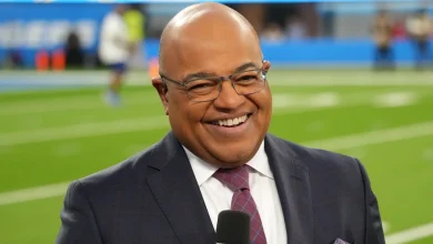 Fans loved Mike Tirico’s clever Cameron Dicker line during ‘SNF’