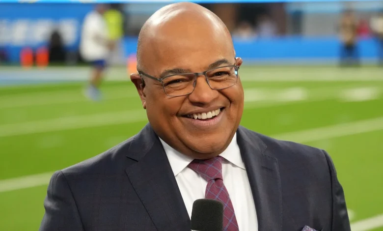 Fans loved Mike Tirico’s clever Cameron Dicker line during ‘SNF’