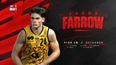 Farrow becomes a Don