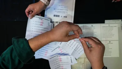 Fears over migration and crime push Chile’s presidential race to the right