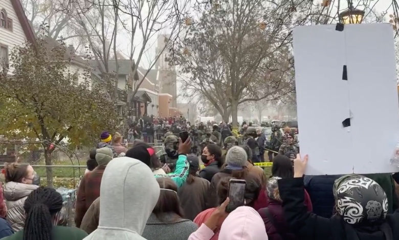 Federal agents and police clash with large crowd in St. Paul neighborhood, chemical irritants deployed