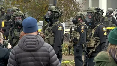 Federal raid in St. Paul neighborhood sparks large protest