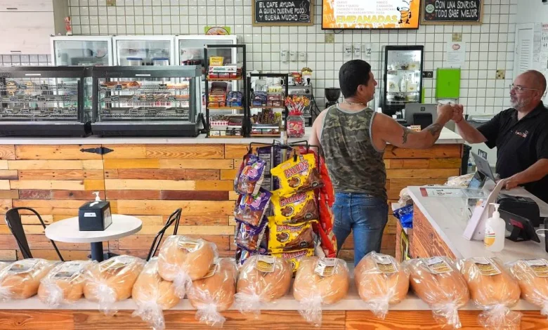 Feds end the automatic renewals of most immigrants’ work permits