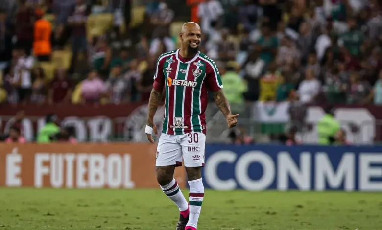 Felipe Melo manda recado para torcedora do Flamengo antes do Fla-Flu: 'Oi, vice'