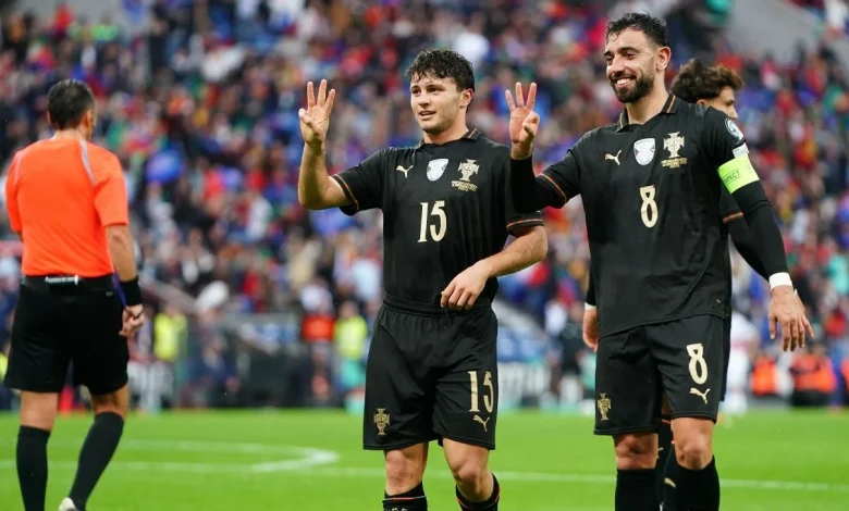 Fernandes, Neves hat tricks seal Portugal WC spot