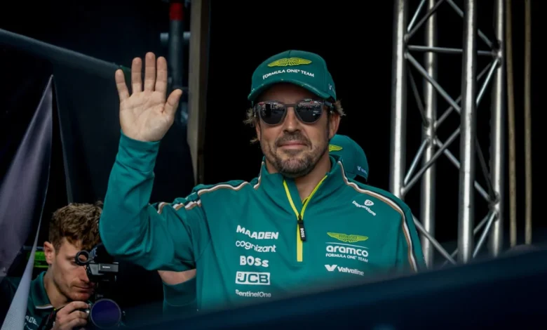 Fernando Alonso reveals terms to keep racing with Aston Martin in F1
