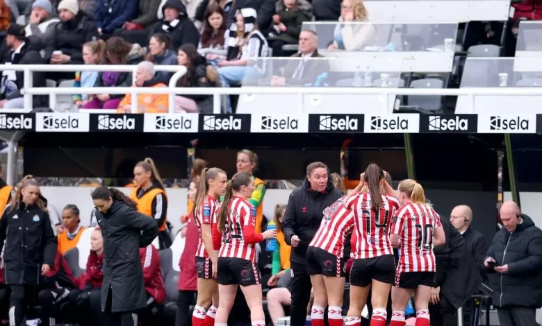 Fight for the badge, remember the pain - Newcastle and Sunderland eye derby glory