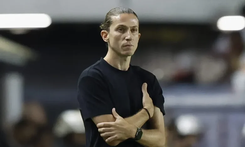 Filipe Luís confirma escalação do Flamengo sem Arrascaeta e com surpresas no ataque; confira