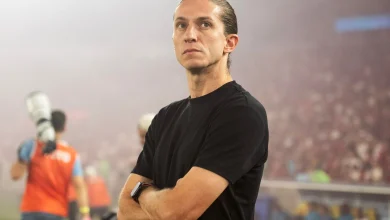 Filipe Luís define time titular para encarar Atlético; confira