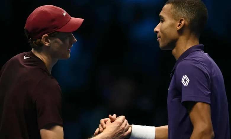 Finales de l’ATP | Auger-Aliassime s’incline en deux manches contre Sinner