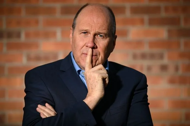 Fionnán Sheahan: Ivan Yates, the ‘smear’ outcry and his Fianna Fáil work as Jim Gavin’s coach in presidential debates