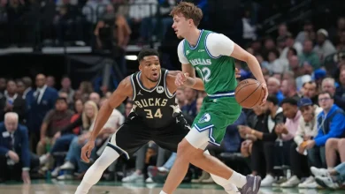 'Fire Nico' chants overshadow Flagg's career night