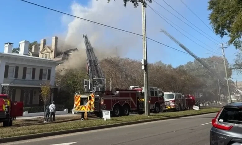 Fire breaks out at historic building in downtown Wilmington