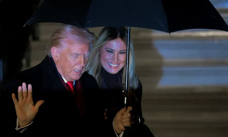 First lady Melania Trump joins Donald at Mar-a-Lago for Thanksgiving