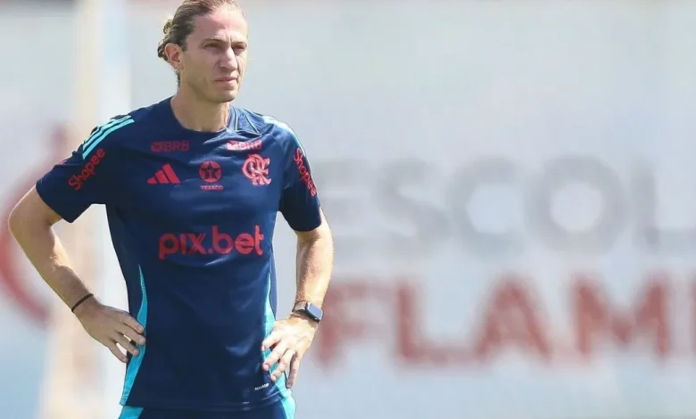 Flamengo: Filipe Luís terá 11 desfalques para partida contra o Sport