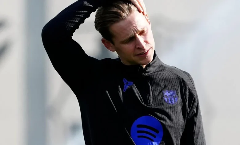 Flick: "De Jong no juega por un tema privado"