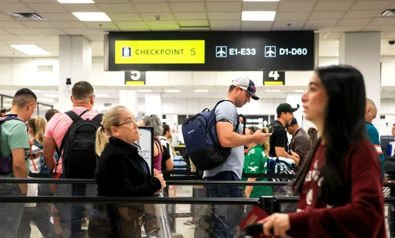 Flight cancellations up to 6% as FAA airport delays linger while shutdown bill advances