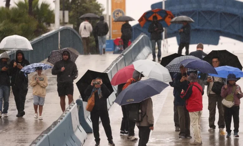 Flood advisory remains in effect across L.A. as ‘intense’ rain continues