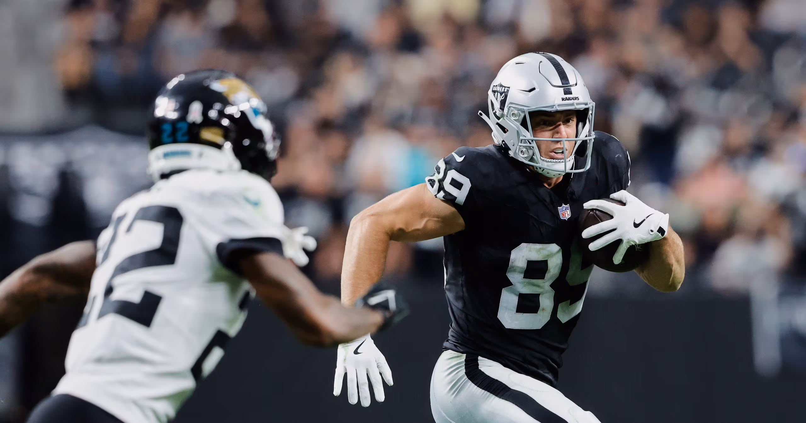 Former Georgia star Brock Bowers has career-day for Las Vegas in return from injury