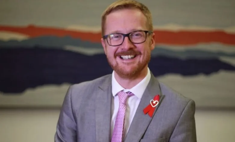 Former Labour MP defects to Green Party | ITV News