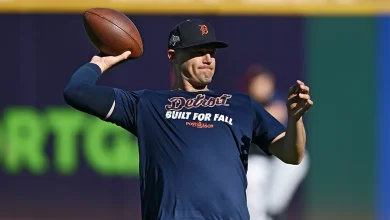 Former Mariners closer Paul Sewald becomes free agent