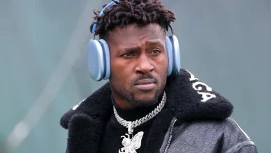 Former NFL star Antonio Brown extradited to U.S. from Dubai to stand trial for Miami boxing event shooting, report says