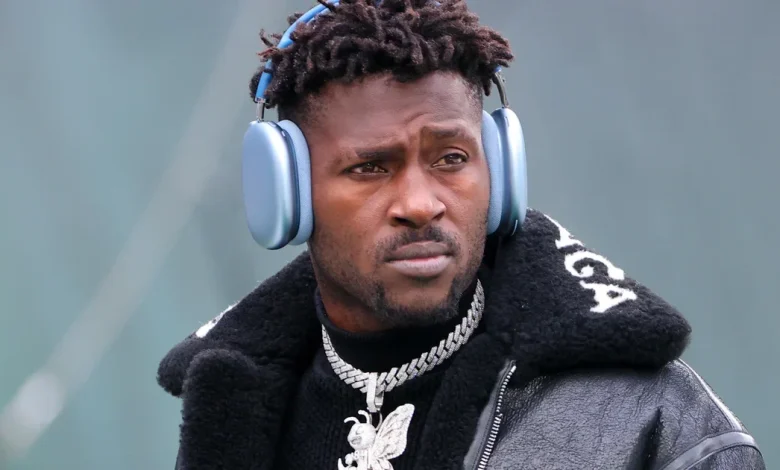 Former NFL star Antonio Brown extradited to U.S. from Dubai to stand trial for Miami boxing event shooting, report says