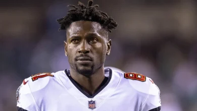 Former NFL star Antonio Brown in custody, four months after allegedly shooting into Miami crowd