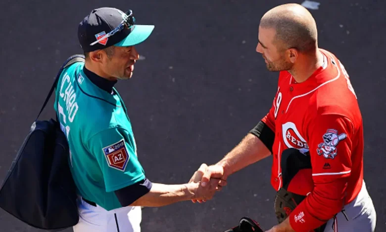 Former Reds 1B Joey Votto emerges as top TV analyst candidate | Report