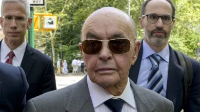 Former Tottenham owner Joe Lewis receives presidential pardon from Donald Trump - The Athletic