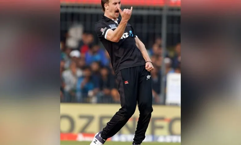 Foulkes, Tickner guide New Zealand home in nail-biting two-wicket win; seal series 3-0
