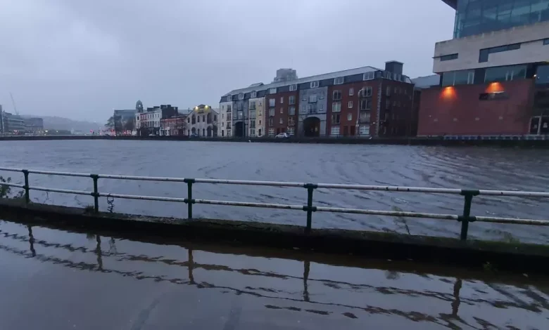 Four-day flood warning for Cork city as Council warns of 'tidal surge'