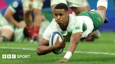 France 17-32 South Africa: Springboks win in Paris despite Lood de Jager red card