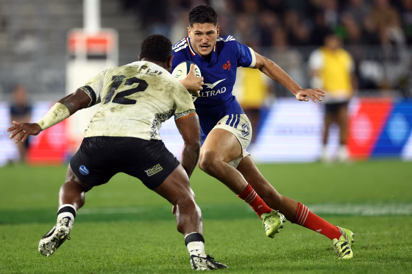 France comes back from Fiji scare, ending four-game losing streak