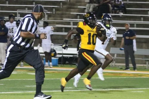 G-Men to host Bulldogs with primarily untested QB corps